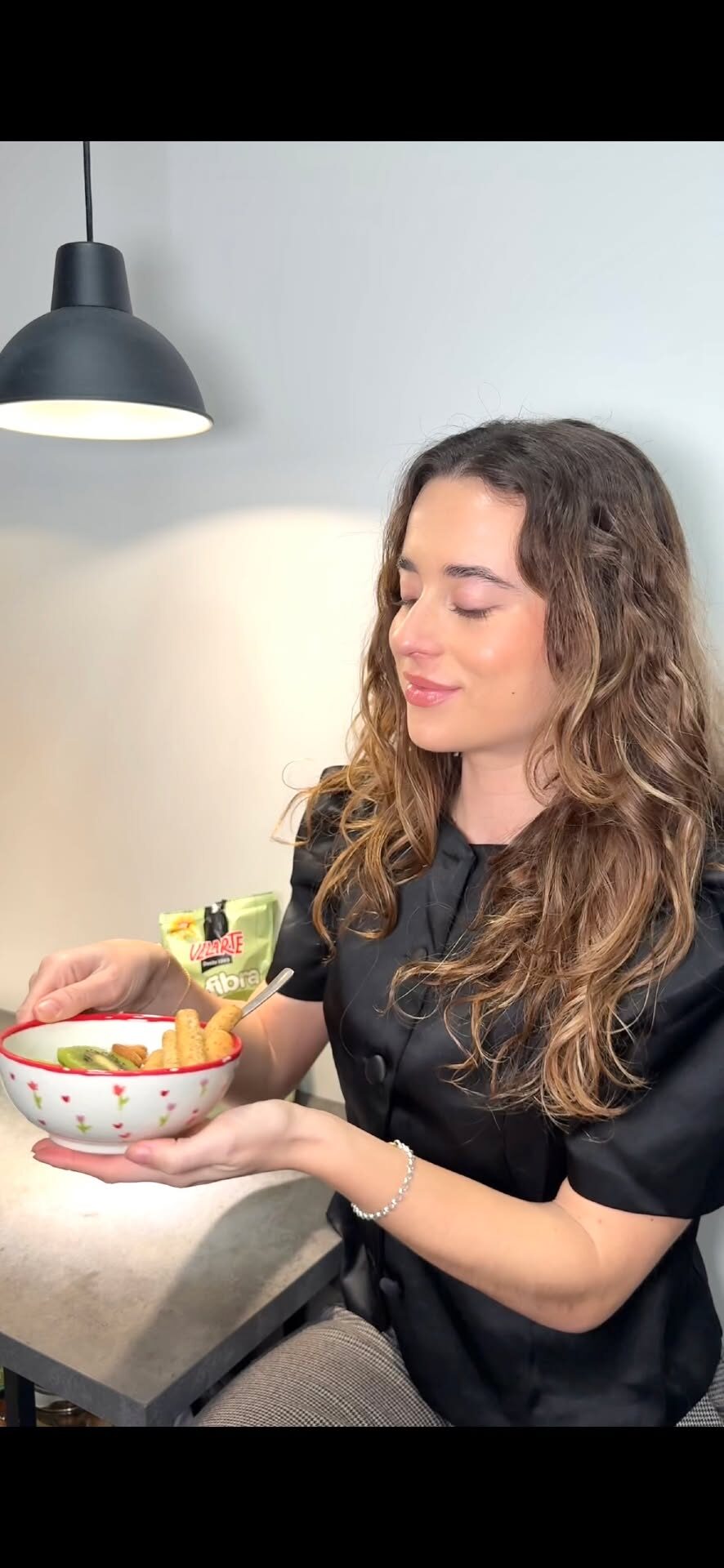 Instagram post from velarte_es. This post is in position 0.